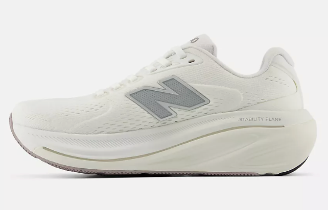 Womens New Balance 860 v15