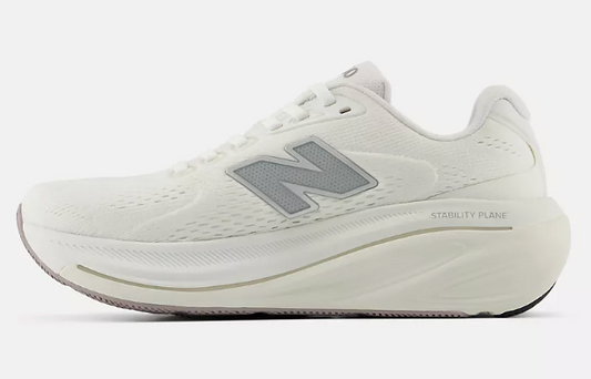 Womens New Balance 860 v15