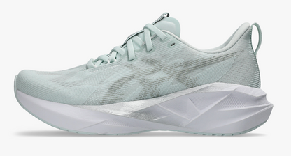 Womens Asics Novablast 5