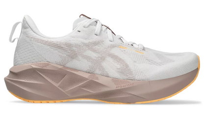 Womens Asics Novablast 5