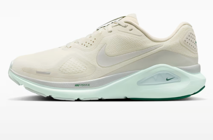Womens Nike Structure 26