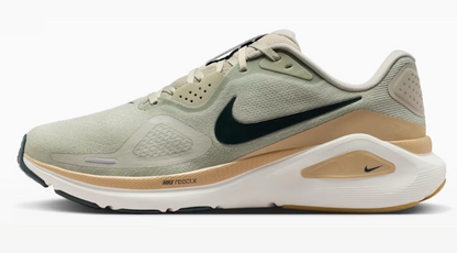 Mens Nike Structure 26