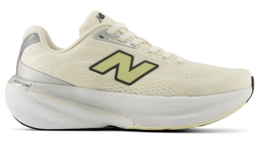 Womens New Balance 860 V15