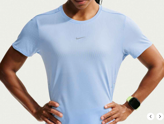 Nike Womens Aero-fit SS
